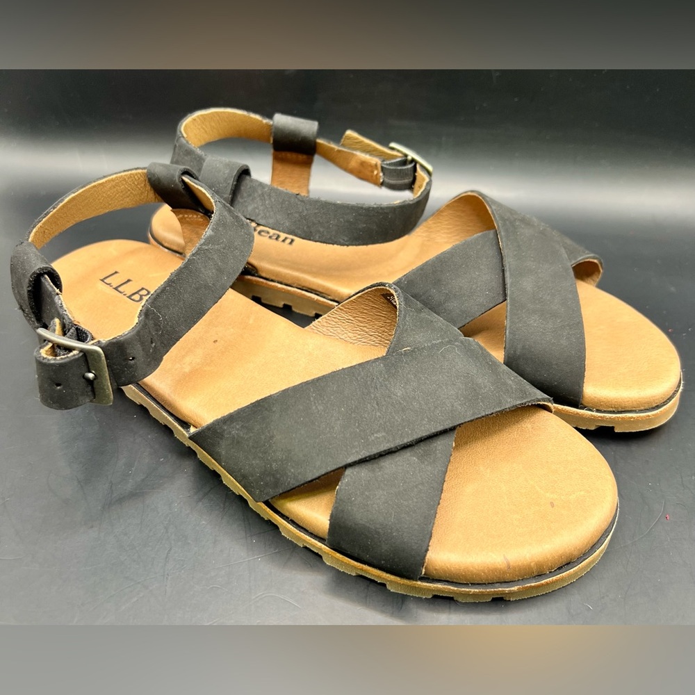 L.L. Bean Women's‎ Black and Tan Sandals- Size:9